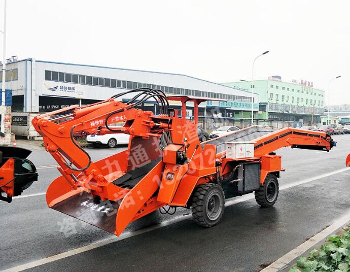 3扒渣機(jī).jpg 3扒渣機(jī).jpg